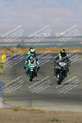 media/Aug-13-2023-CRA (Sun) [[1cfc37a6fb]]/Race 4 400 Superbike/Race/